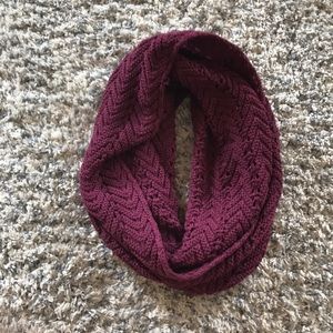 wine colored knitted scarf